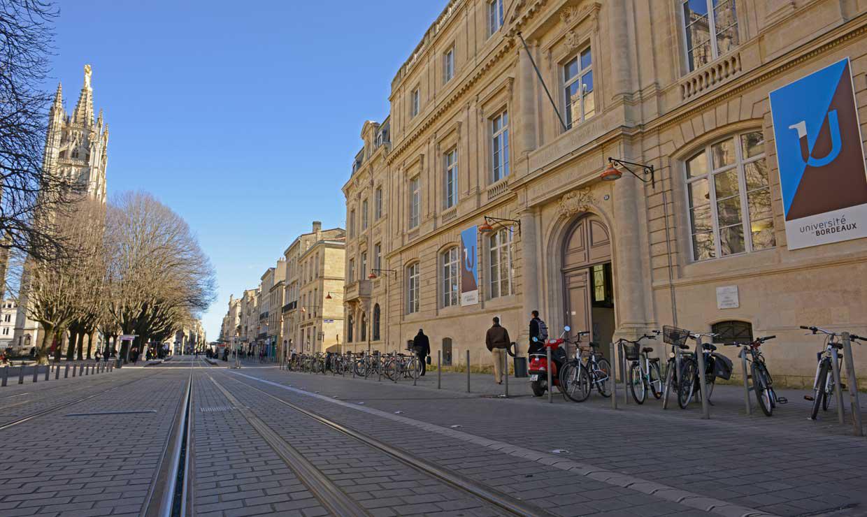 PJJ_facade_3_universite_de_Bordeaux.jpg
